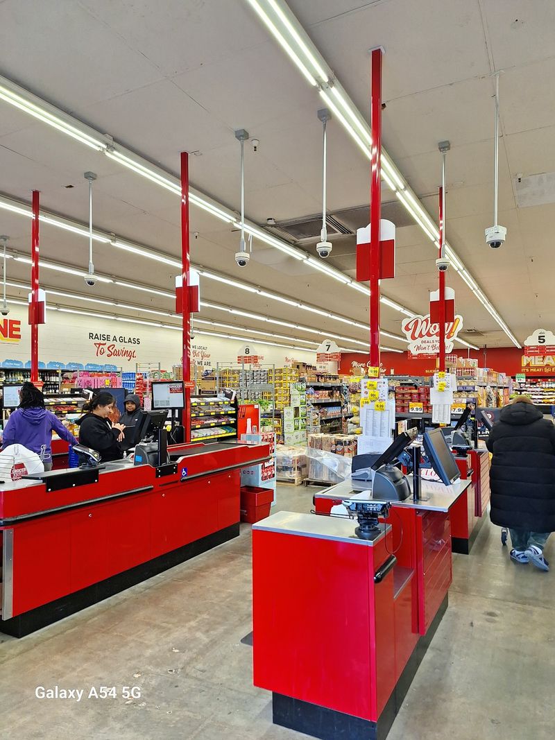Friendly Cashiers Who Make the Trip Friendly Cashiers Who Make the Trip