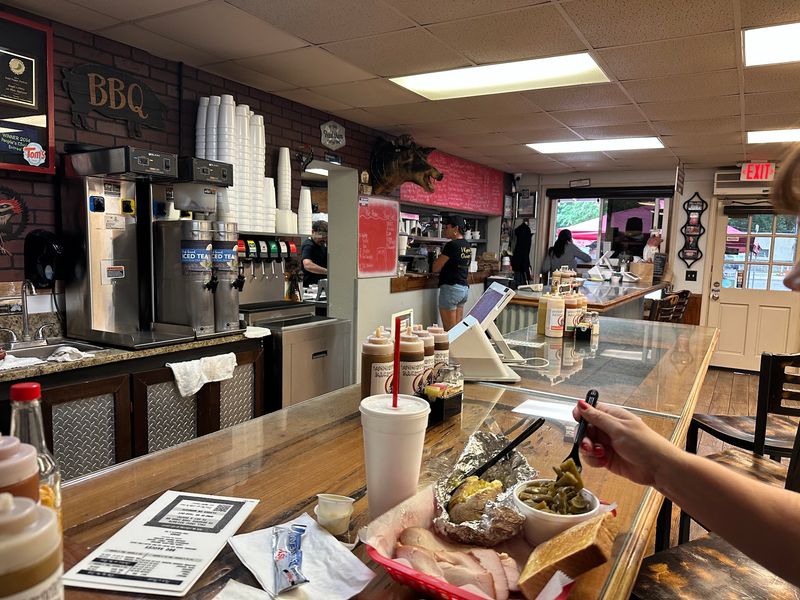 Friendly Faces Behind the Counter Friendly Faces Behind the Counter