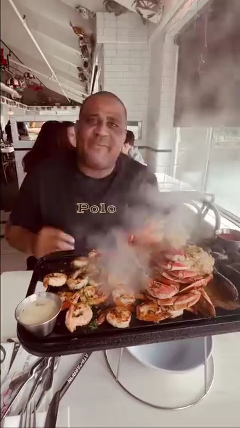 Friendly Servers Who Keep the Meal Moving Friendly Servers Who Keep the Meal Moving