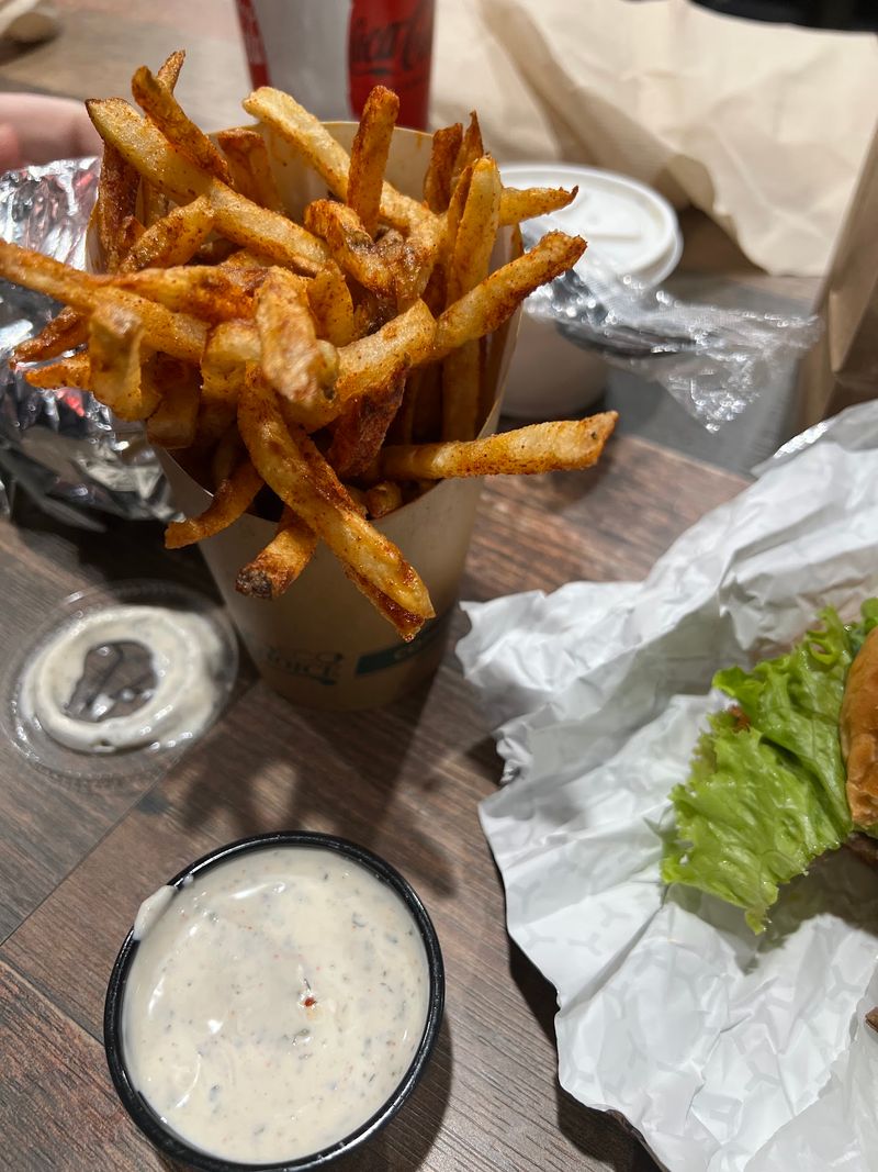 Fries Fried in Beef Tallow: A Detail That Matters
