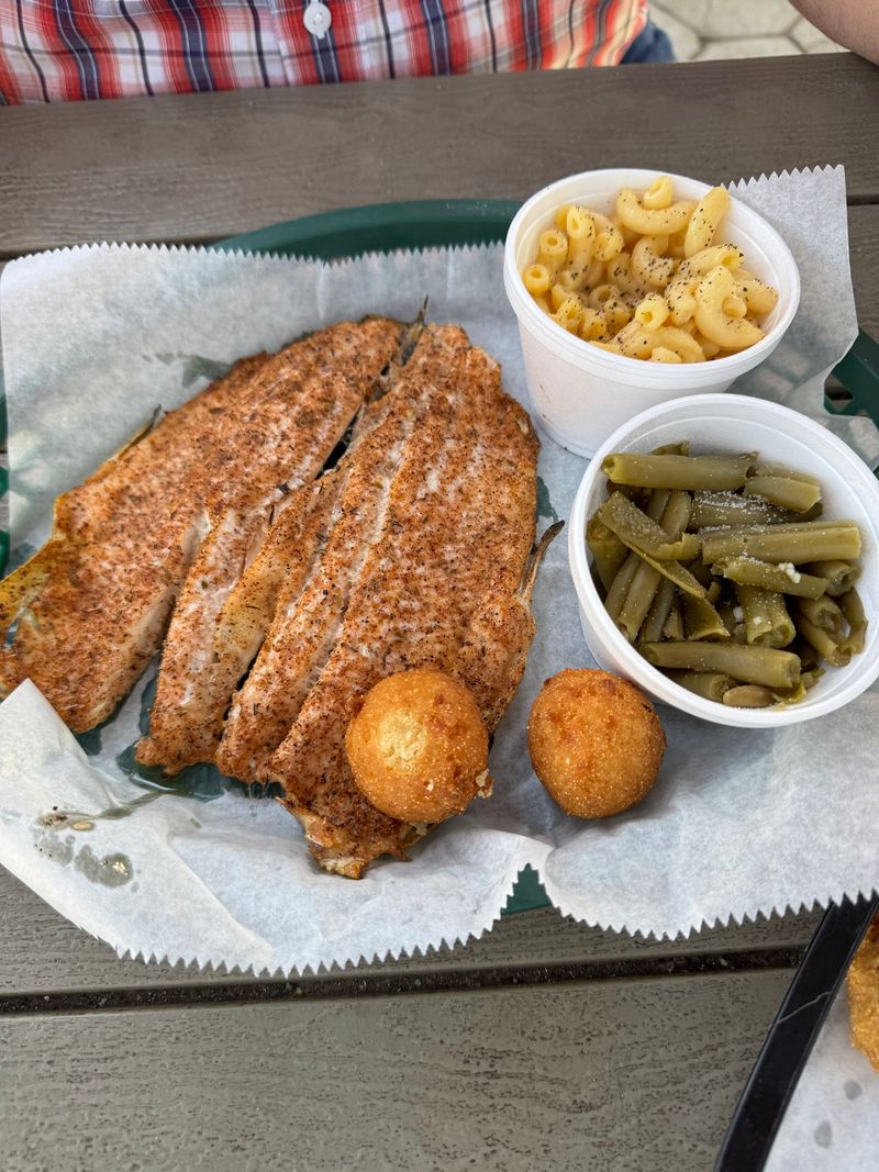 From Water to Plate in Minutes From Water to Plate in Minutes