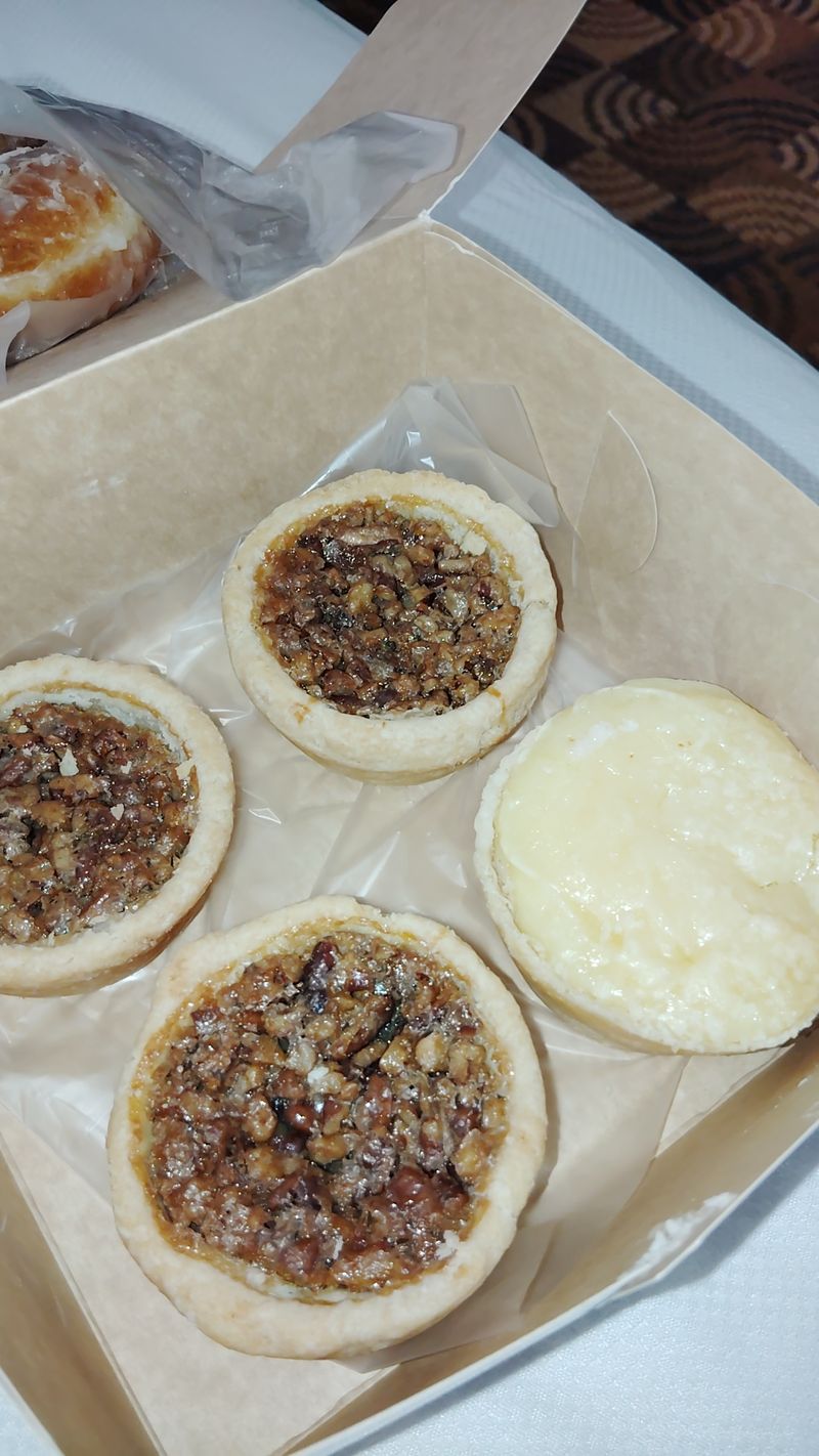 Fry Pies, Fruit Pies, and Pastries Worth the Detour Fry Pies, Fruit Pies, and Pastries Worth the Detour