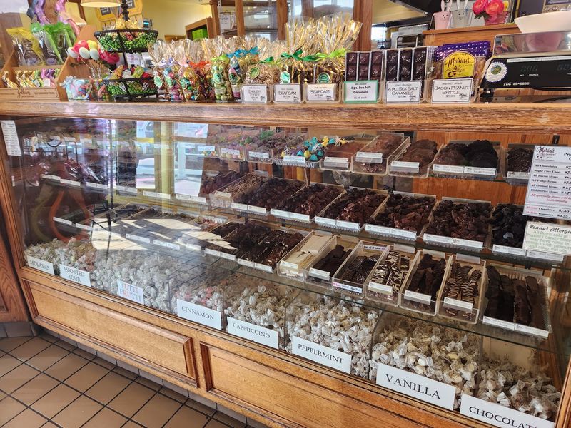 Fudge, Seafoam, and a Glittering Chocolate Case Fudge, Seafoam, and a Glittering Chocolate Case