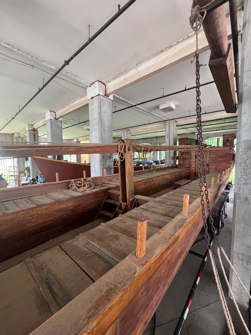 Full-Scale Boat Replicas That Will Stop You in Your Tracks Full-Scale Boat Replicas That Will Stop You in Your Tracks