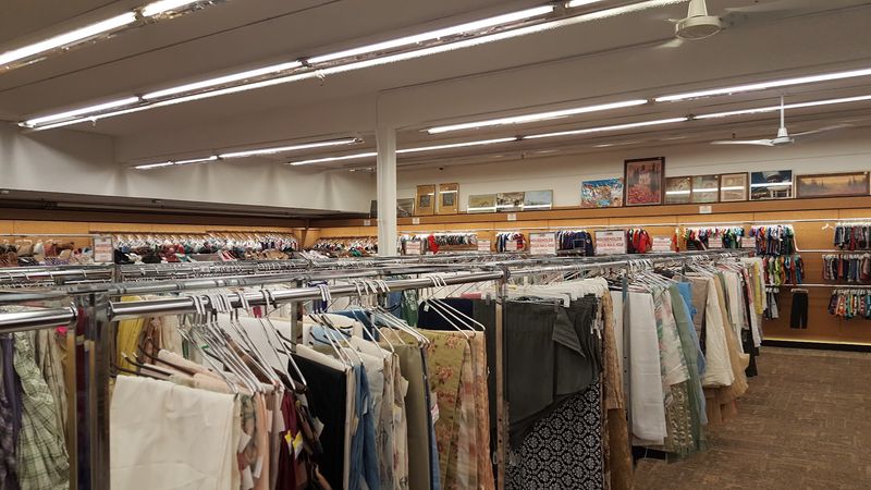 Furniture, Bedding, and the Bigger Finds Furniture, Bedding, and the Bigger Finds