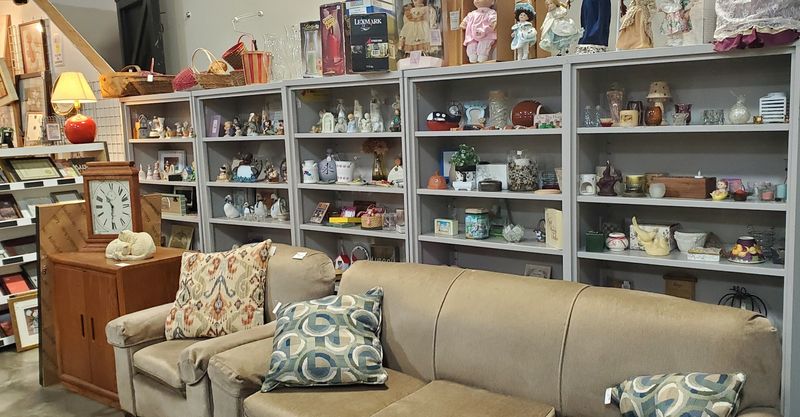 Furniture and Antiques Worth the Hunt Furniture and Antiques Worth the Hunt