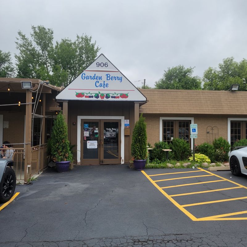 Garden Berry Cafe, Vernon Hills, IL Garden Berry Cafe, Vernon Hills, IL