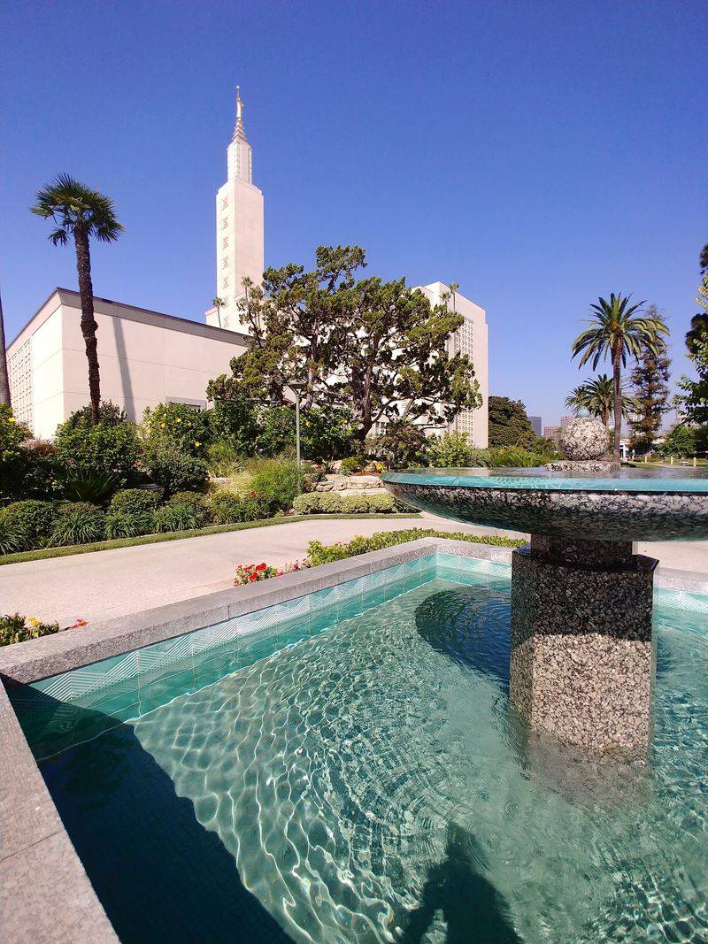 Gardens and Fountains Open to Everyone