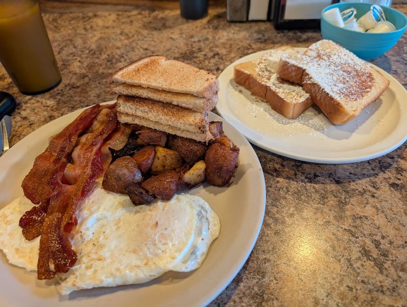 Generous Plates and Classic Diner Staples Generous Plates and Classic Diner Staples