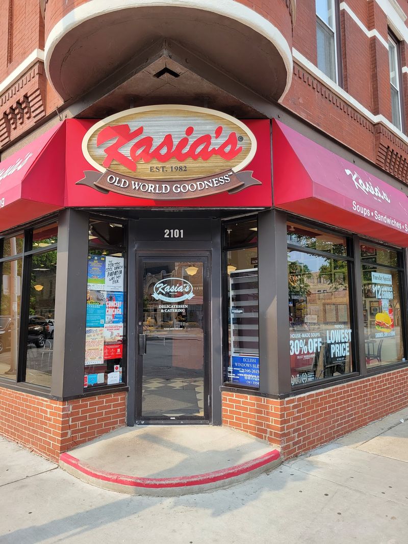 Getting There And Parking On Chicago Avenue