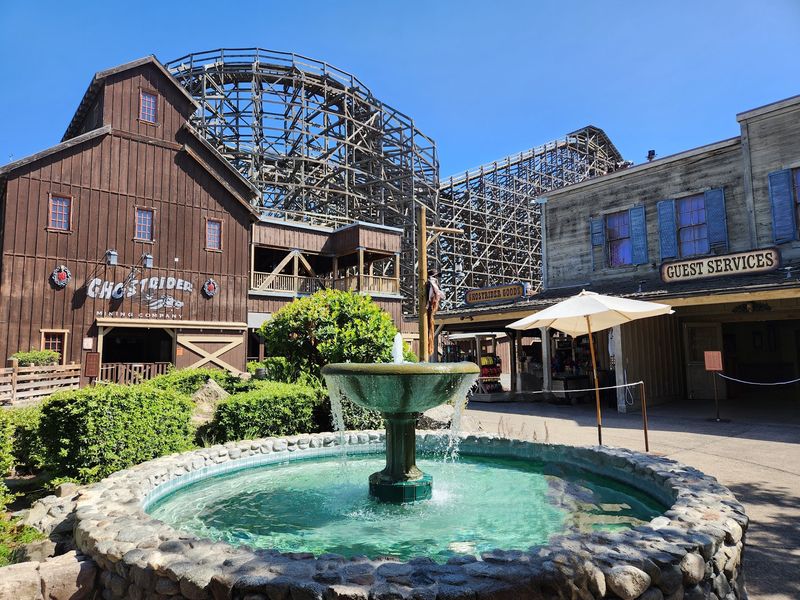 GhostRider - Knott's Berry Farm, California