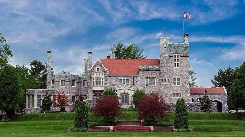 Glamorgan Castle, Alliance, OH