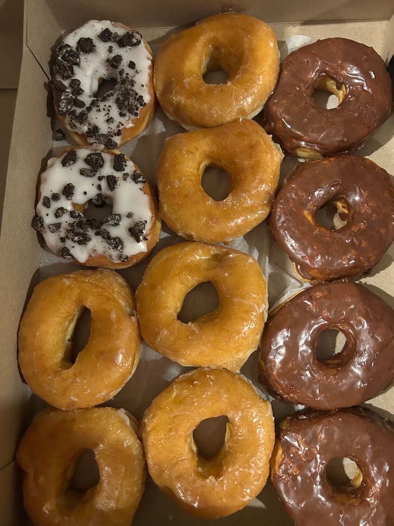 Glazed Rings and Chocolate Donuts That Earn Their Own Fans Glazed Rings and Chocolate Donuts That Earn Their Own Fans