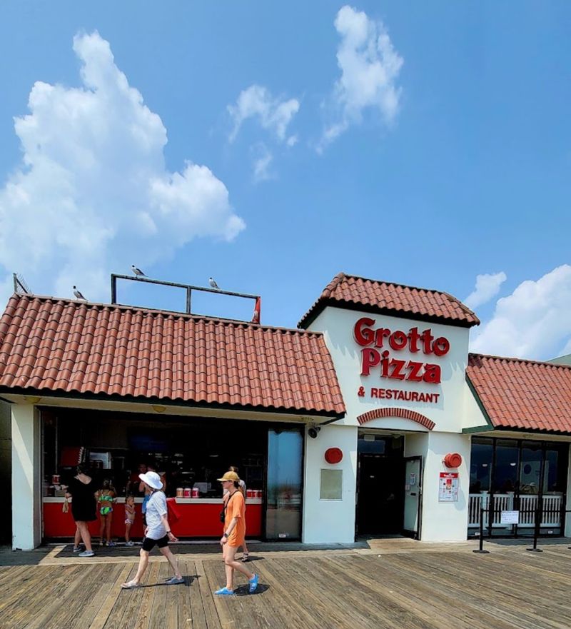Grotto Pizza, Rehoboth Beach, Delaware Grotto Pizza, Rehoboth Beach, Delaware