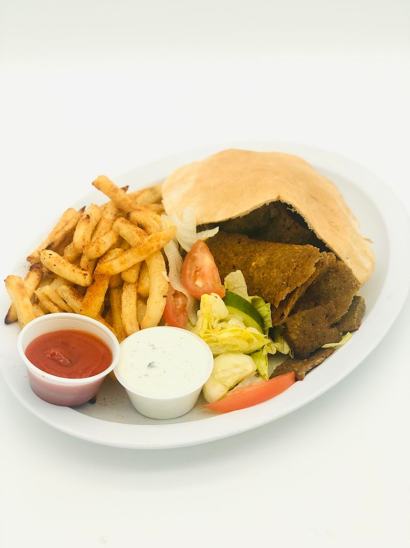 Gyro Wraps and Halal Options Worth Knowing About Gyro Wraps and Halal Options Worth Knowing About
