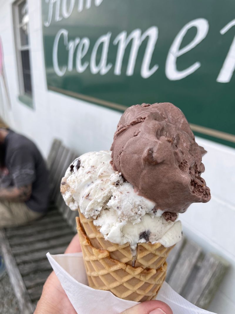 Hand-Scooped Ice Cream in Flavors Galore Hand-Scooped Ice Cream in Flavors Galore