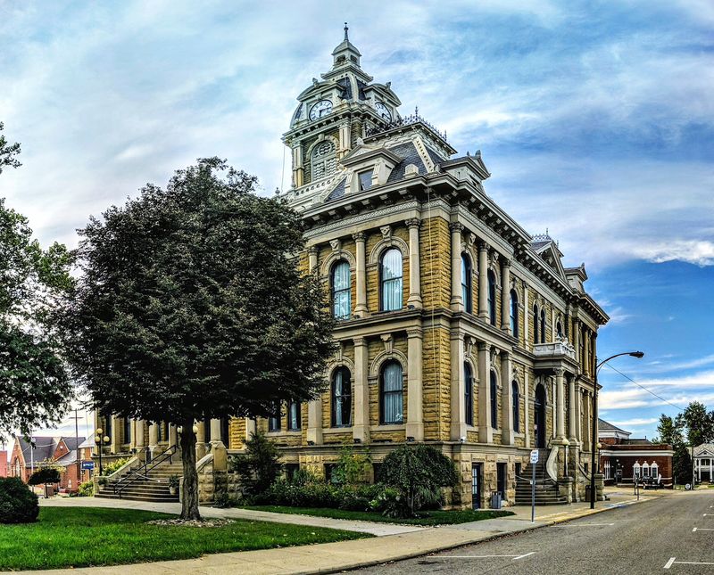 Historic Architecture Worth Slowing Down For Historic Architecture Worth Slowing Down For
