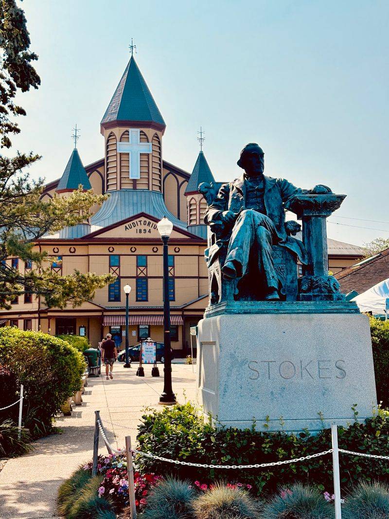 History Tours and Exterior Stops History Tours and Exterior Stops