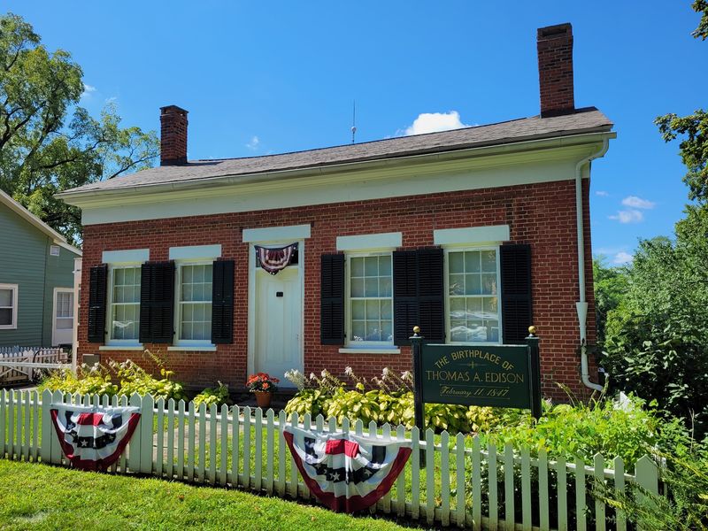 Hours, Location, and Planning Your Visit