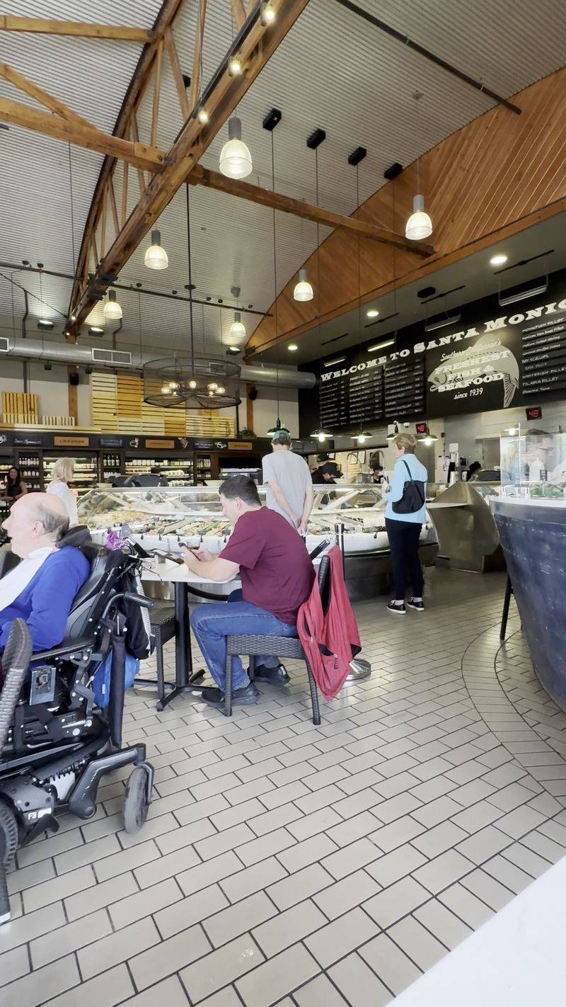 Hours, Parking, and Booking a Table Hours, Parking, and Booking a Table