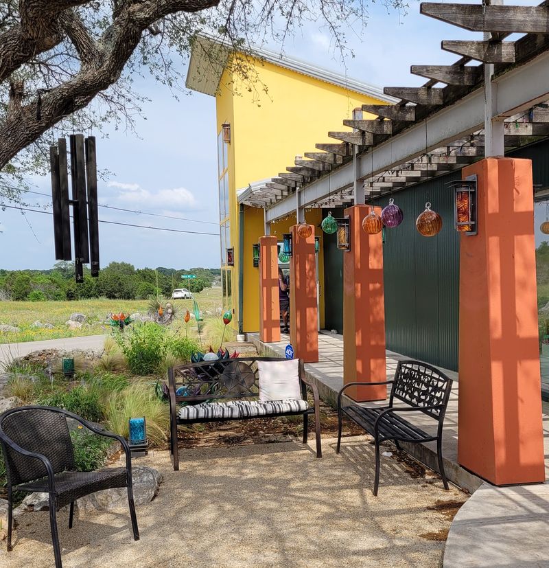 Hours, Parking, and Other Handy Details