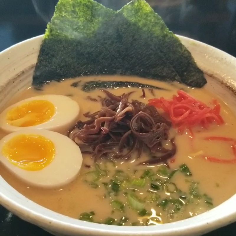 House Tonkotsu Ramen Worth Slowing Down For