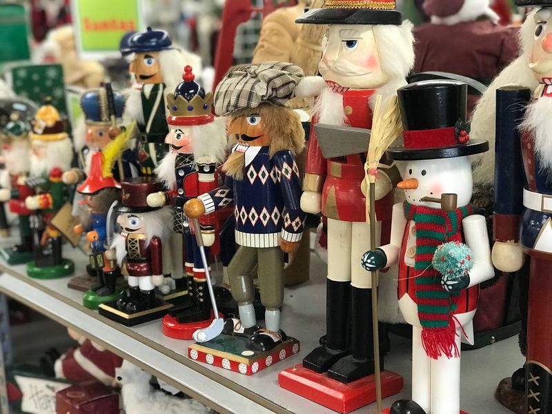 Housewares and Home Goods Worth Digging For