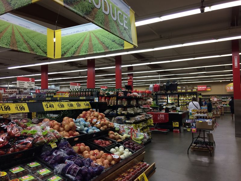 How a Discount Store Won Over Skeptical Shoppers