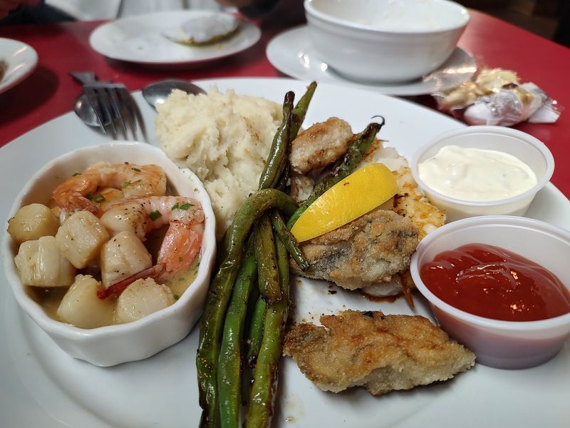 Huge Portions at Prices That Make Sense Huge Portions at Prices That Make Sense