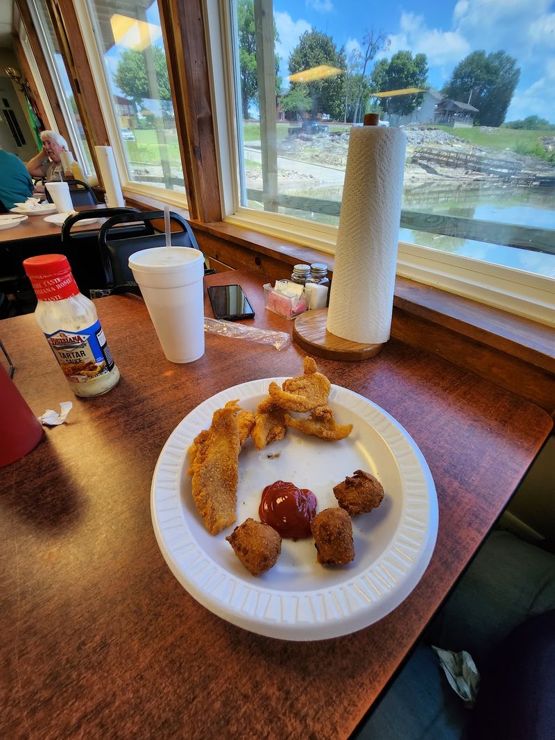 Hush Puppies, Shrimp, and the Supporting Cast Hush Puppies, Shrimp, and the Supporting Cast