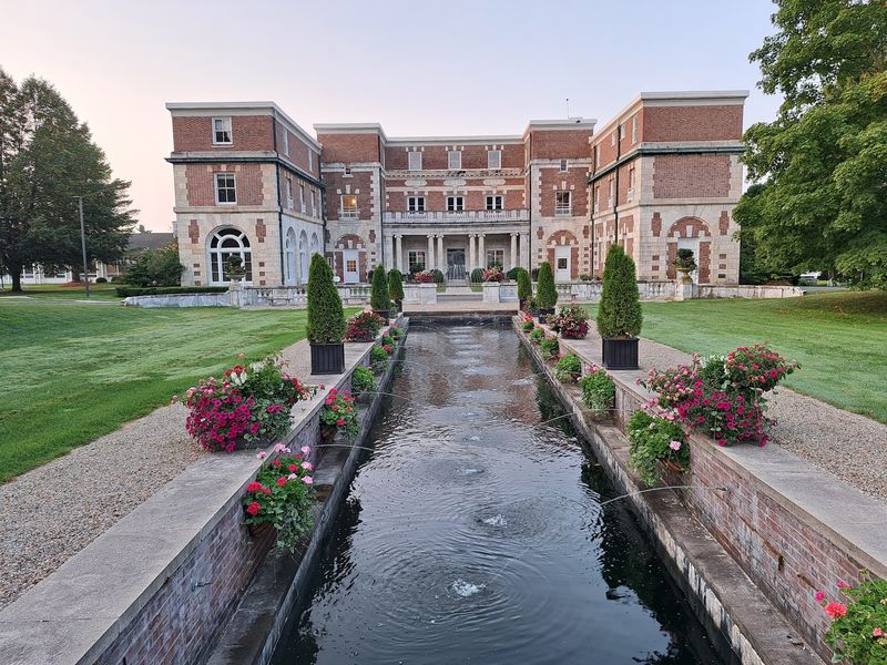 Is This Berkshires Splurge Worth It? Is This Berkshires Splurge Worth It?