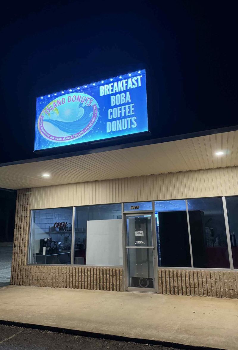 Island Donuts of Bismarck, Bismarck, Arkansas Island Donuts of Bismarck, Bismarck, Arkansas