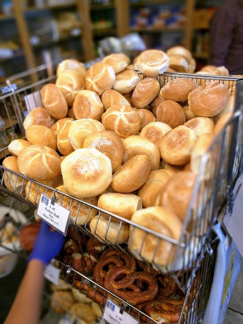 Kaiser Rolls and Fresh Breads Kaiser Rolls and Fresh Breads