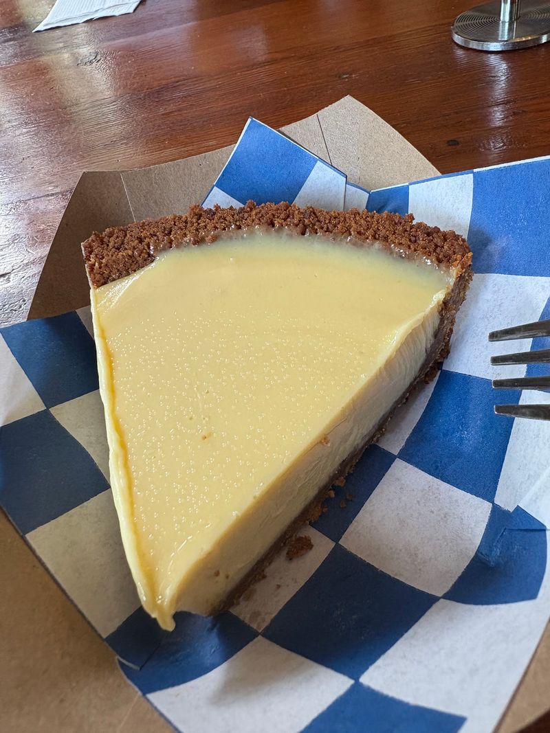 Key Lime Pie Worth the Wait in Line Key Lime Pie Worth the Wait in Line