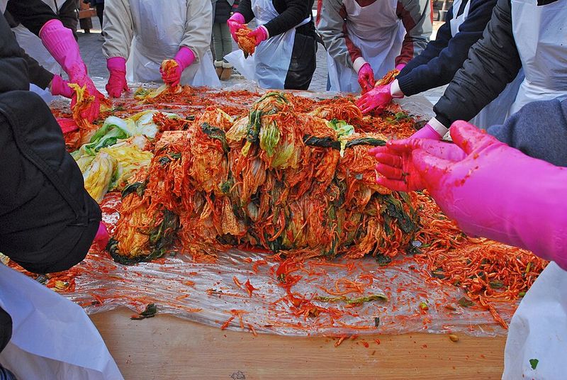 Kimjang - Making and Sharing Kimchi in South Korea Kimjang - Making and Sharing Kimchi in South Korea