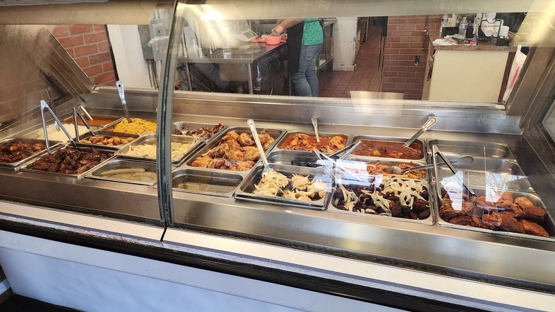 La Reyna Bakery, Fitchburg, MA La Reyna Bakery, Fitchburg, MA