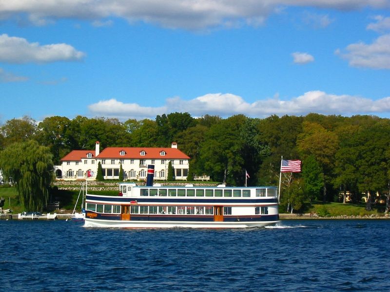 Lake Geneva Cruise, Geneva to Montreux, Switzerland Lake Geneva Cruise, Geneva to Montreux, Switzerland