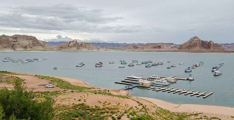 Lake Powell, Page, Arizona Lake Powell, Page, Arizona