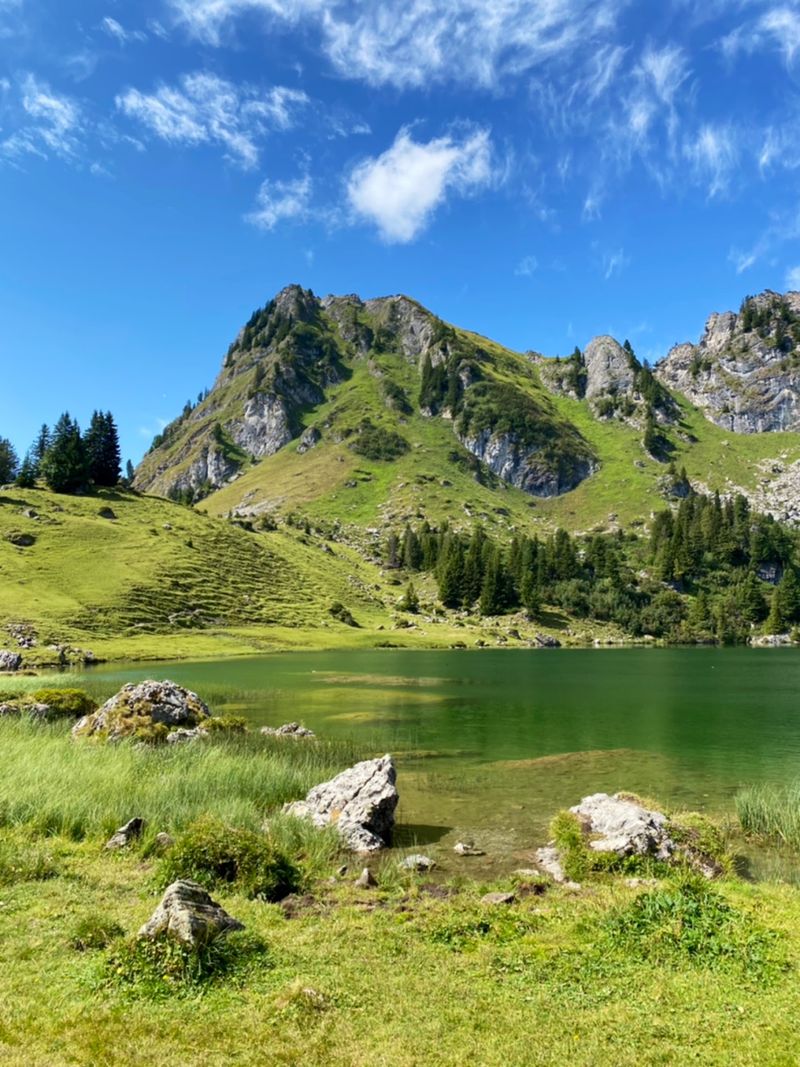 Lake Seeberg, Diemtigtal
