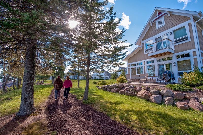 Larsmont Cottages on Lake Superior - Two Harbors