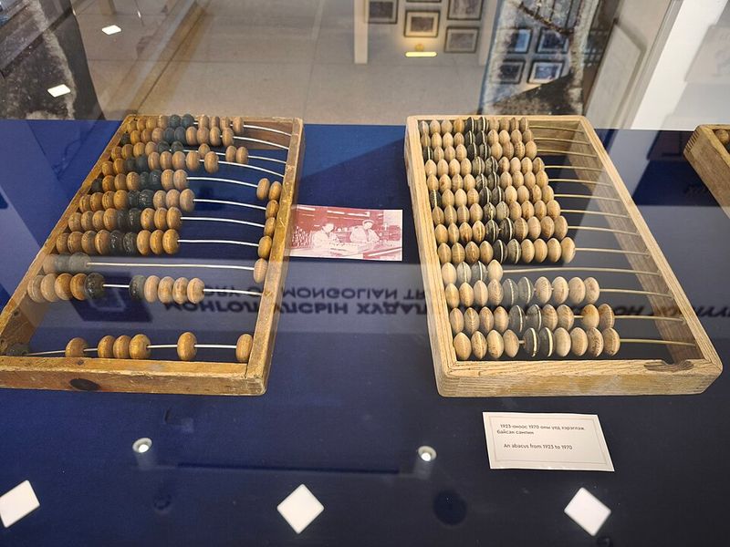 Learning to Use an Abacus