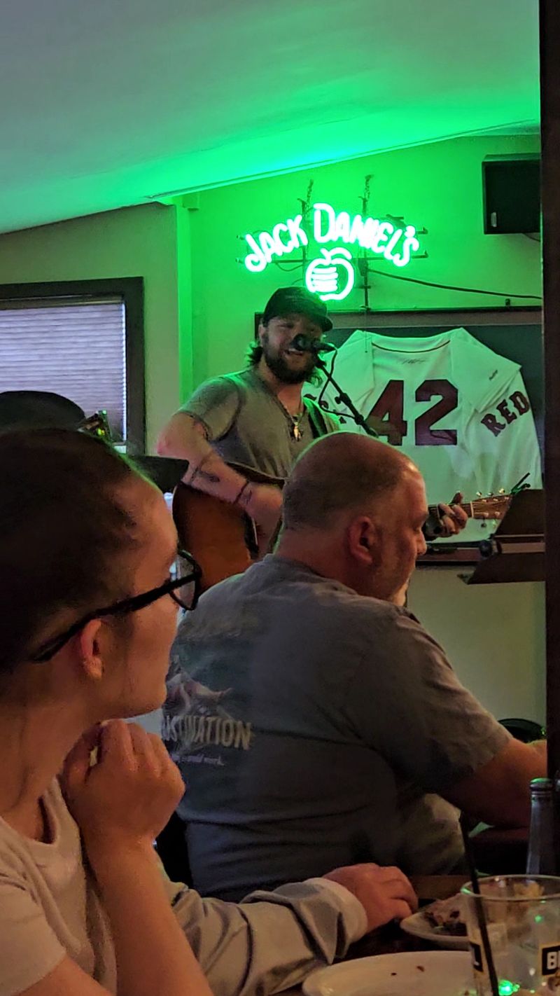 Live Music Nights That Change the Energy Live Music Nights That Change the Energy