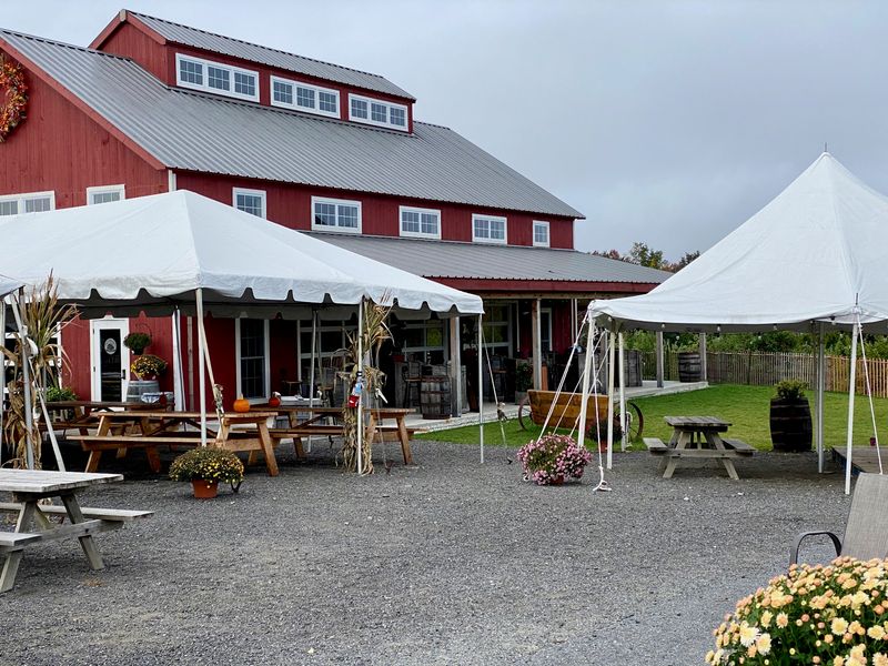 Live Music and Outdoor Seating