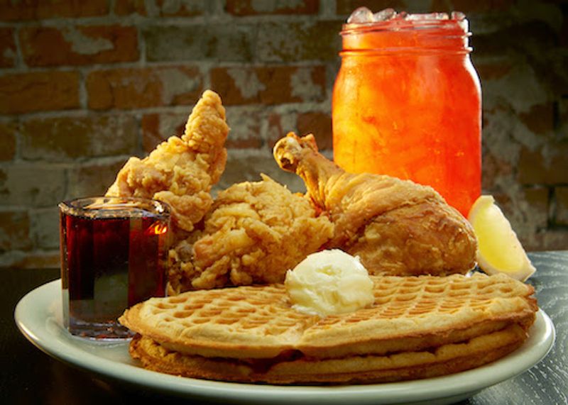 Lo-Lo's Chicken & Waffles, Phoenix, AZ Lo-Lo's Chicken & Waffles, Phoenix, AZ
