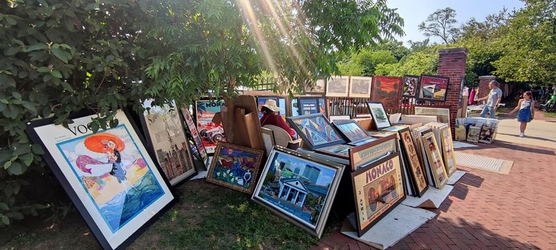 Local Artists and Unique Artwork Local Artists and Unique Artwork
