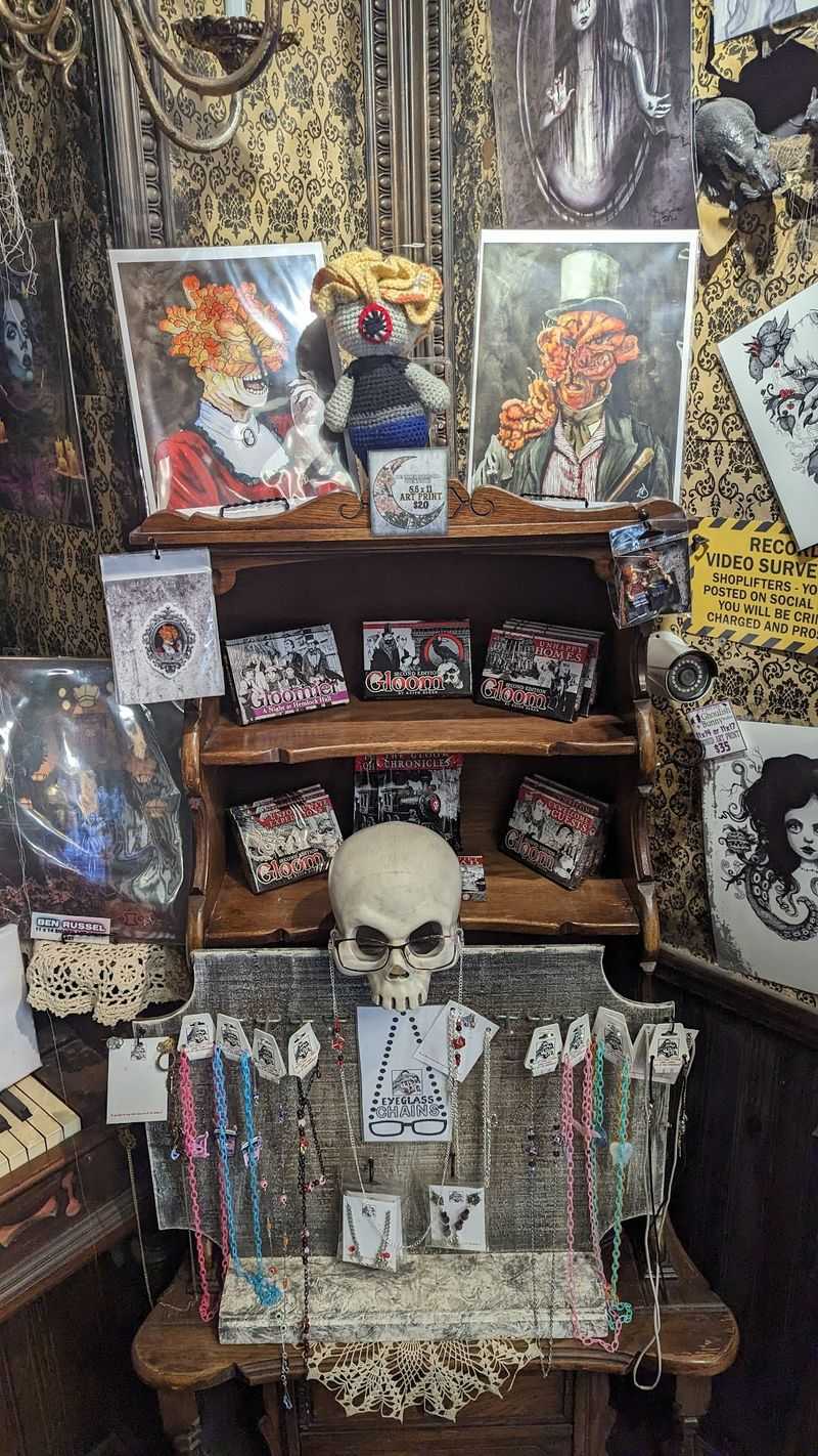 Local Artists at the Center of Everything