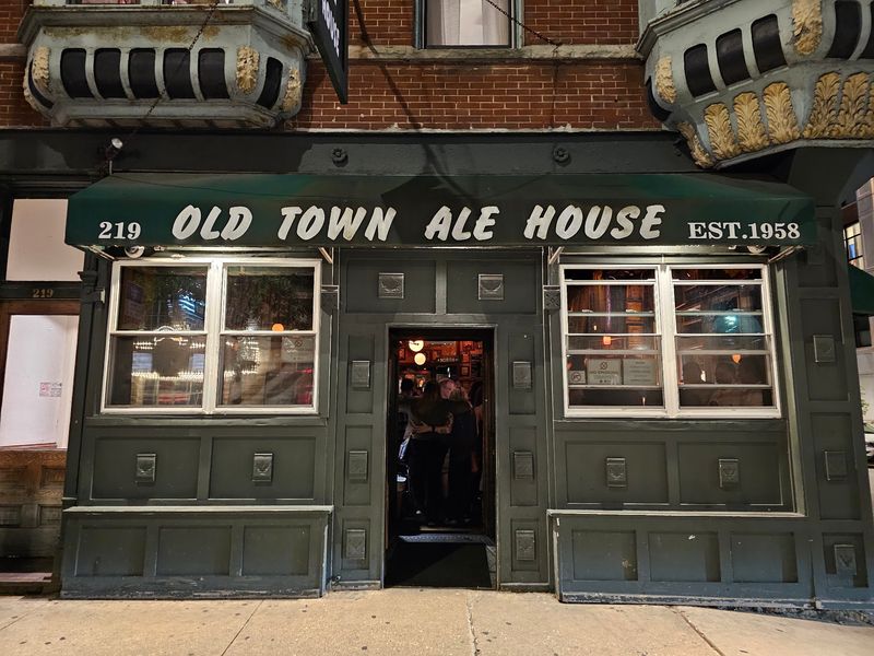 Location and Identity of Old Town Ale House