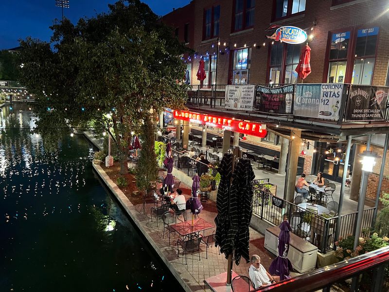 Location and Setting Along the Bricktown Canal
