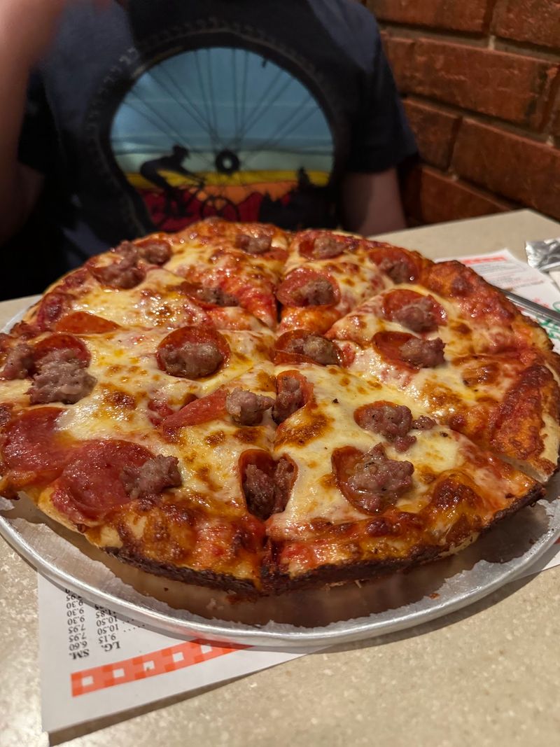 Luigi's Restaurant, Akron, OH Luigi's Restaurant, Akron, OH