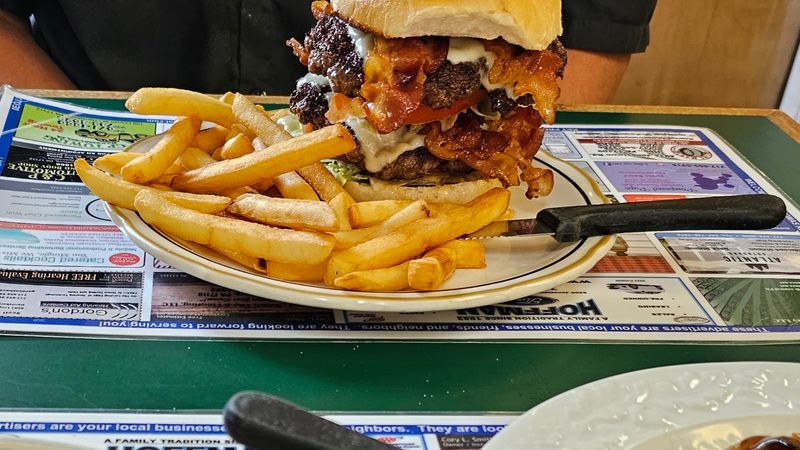 Lunch Options That Go Well Beyond a Basic Sandwich Lunch Options That Go Well Beyond a Basic Sandwich